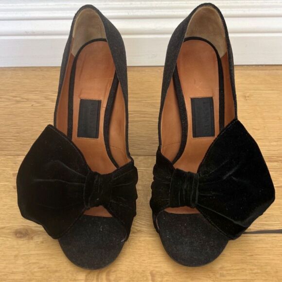 Lanvin Black Felt and Velvet Bow, Navy Heel Open Toe Pumps Size 39.5 - Picture 2 of 8